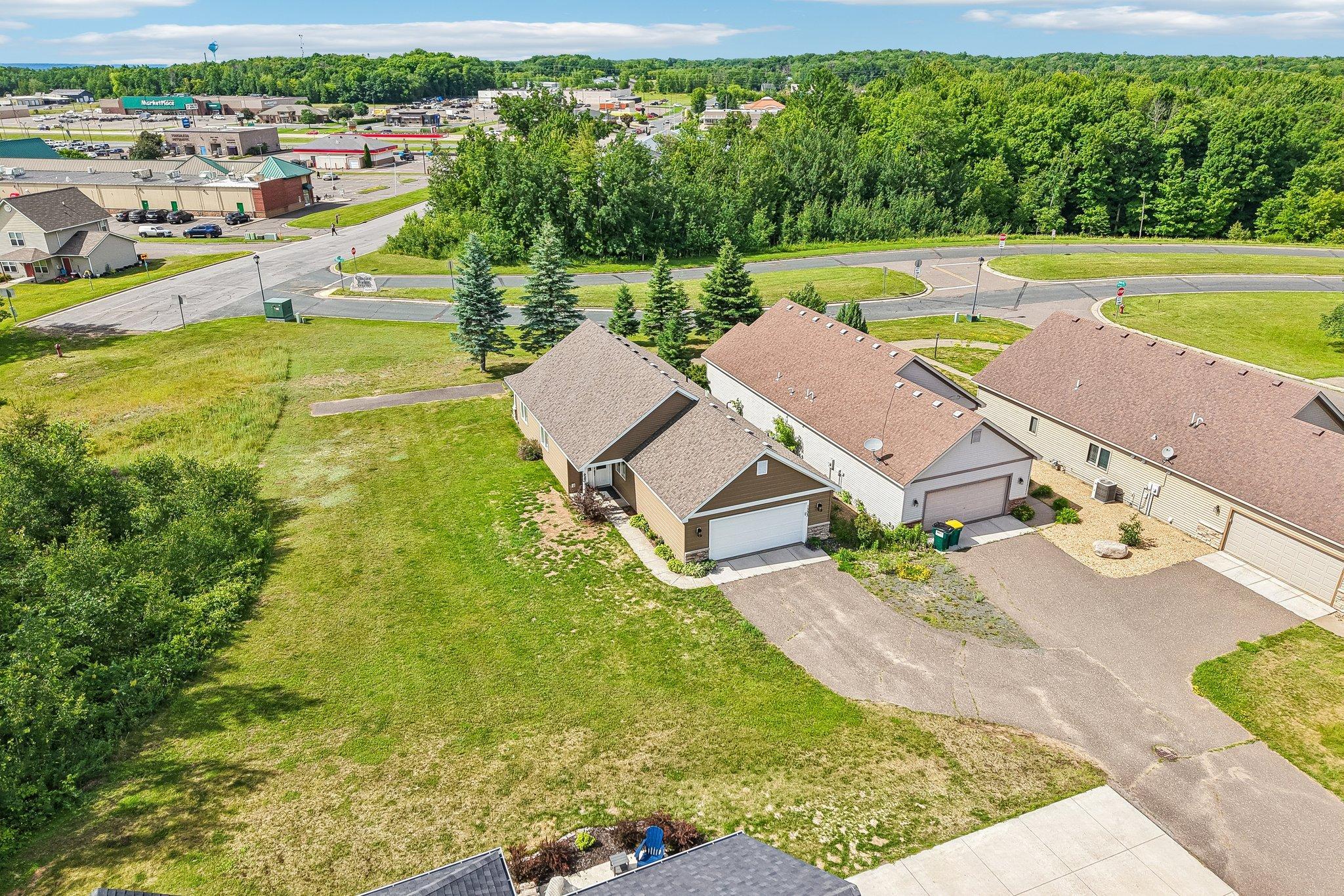 34-web-or-mls-Prairie Ln-S2206-034.jpg