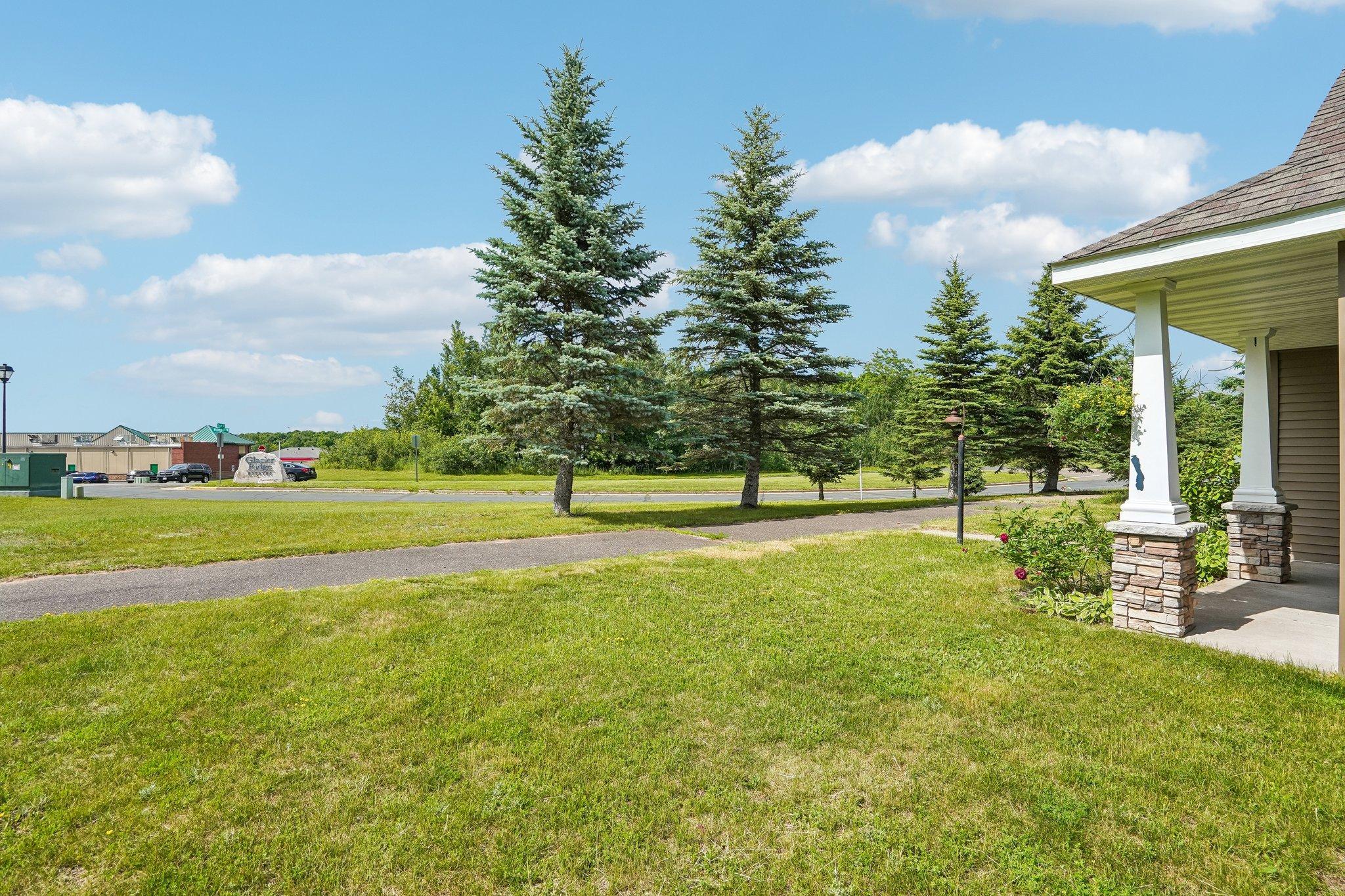 27-web-or-mls-Prairie Ln-S2206-027.jpg