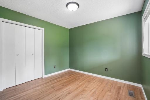 23-web-or-mls-Prairie Ln-S2206-023.jpg