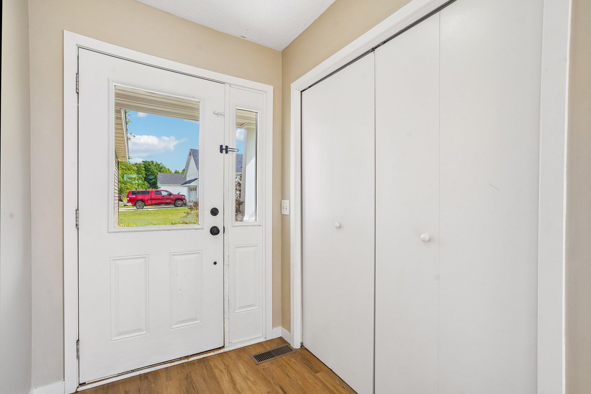 5-web-or-mls-Prairie Ln-S2206-005.jpg