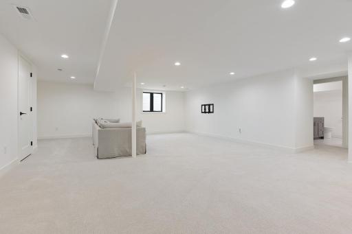 6029 Abbott Avenue S, Edina, MN 55410