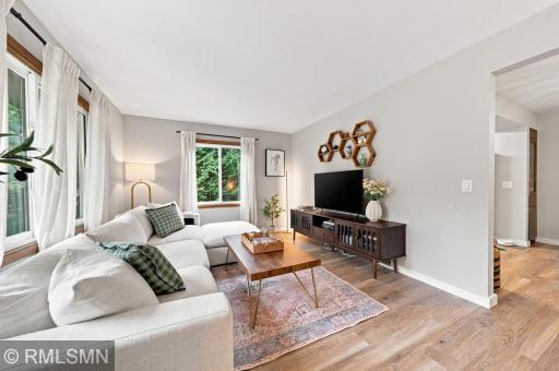 13240 Dahlgren Road, Minnetonka, MN 55305