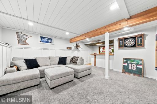 13240 Dahlgren Road, Minnetonka, MN 55305