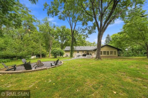 13240 Dahlgren Road, Minnetonka, MN 55305