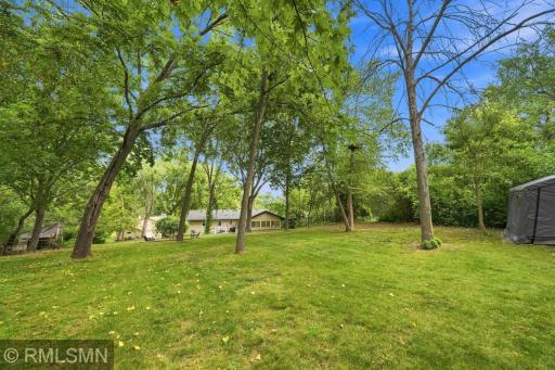 13240 Dahlgren Road, Minnetonka, MN 55305