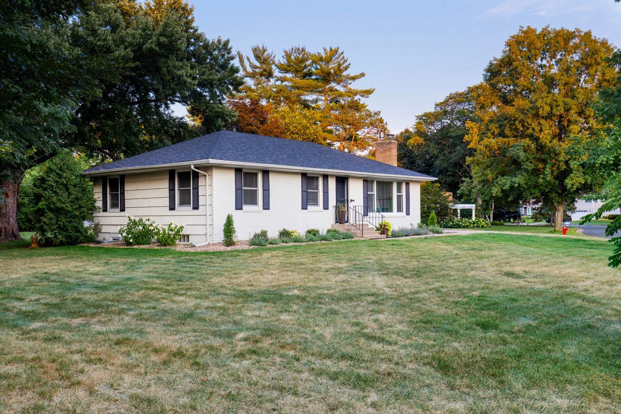 411 Hazel Ln