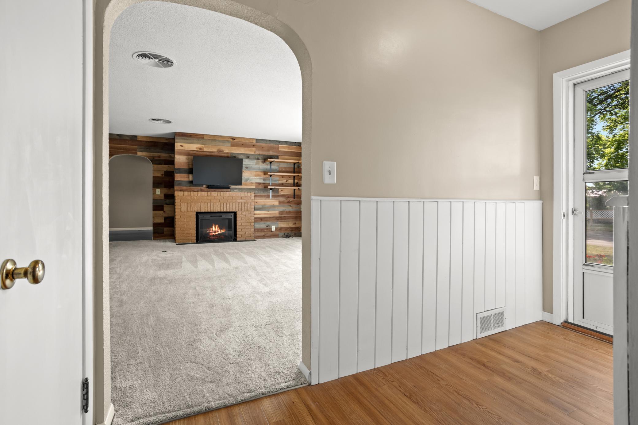 Entrance into living