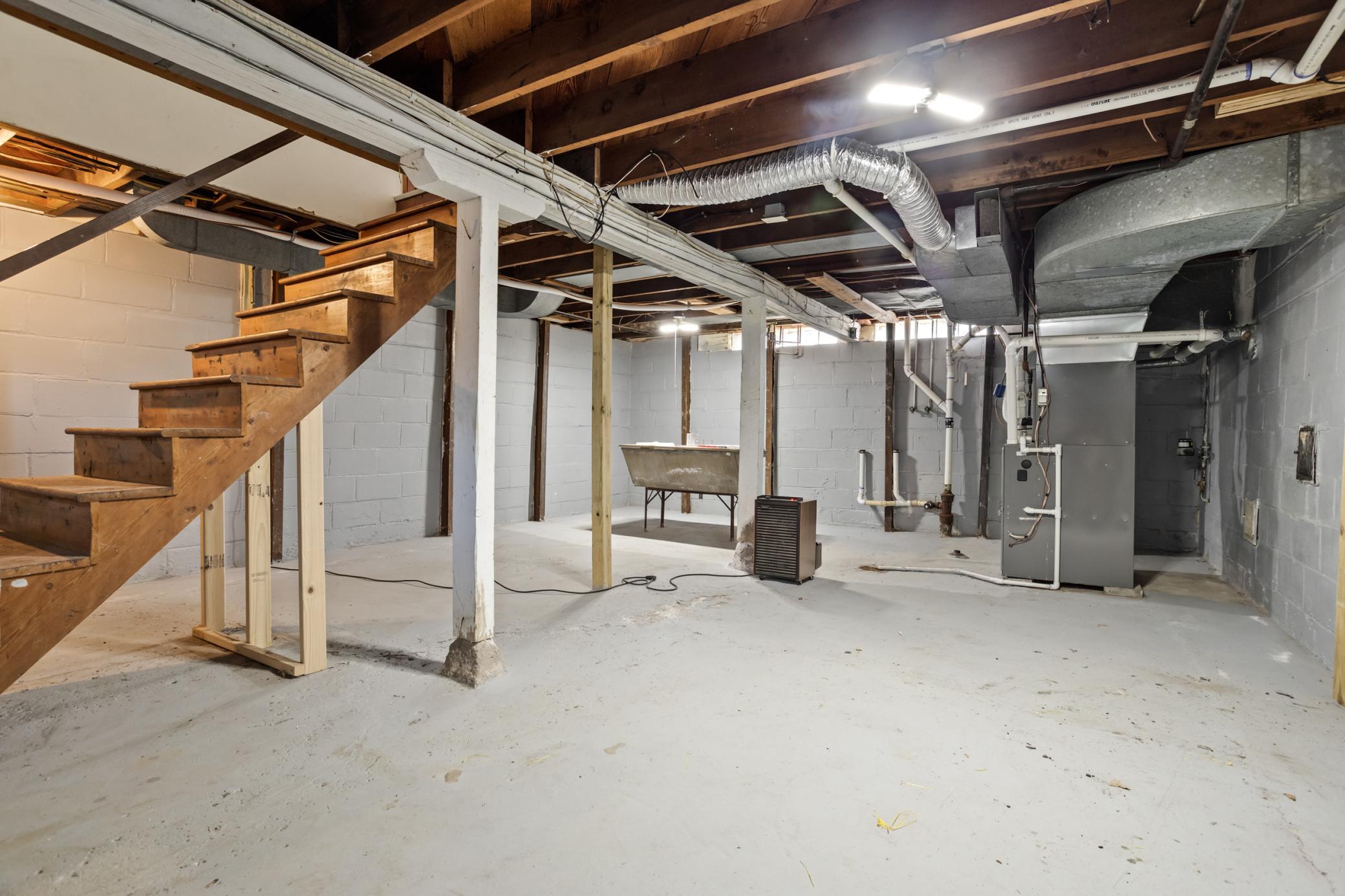 Partial basement