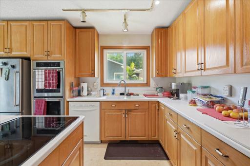 6515 Fridley Street NE, Fridley, MN 55432