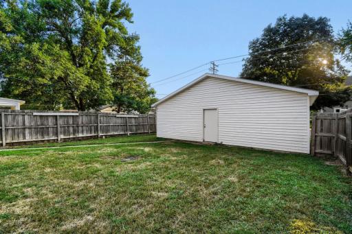 30' x 24' - Amazing But Still A Nice Size, Fenced Backyard!