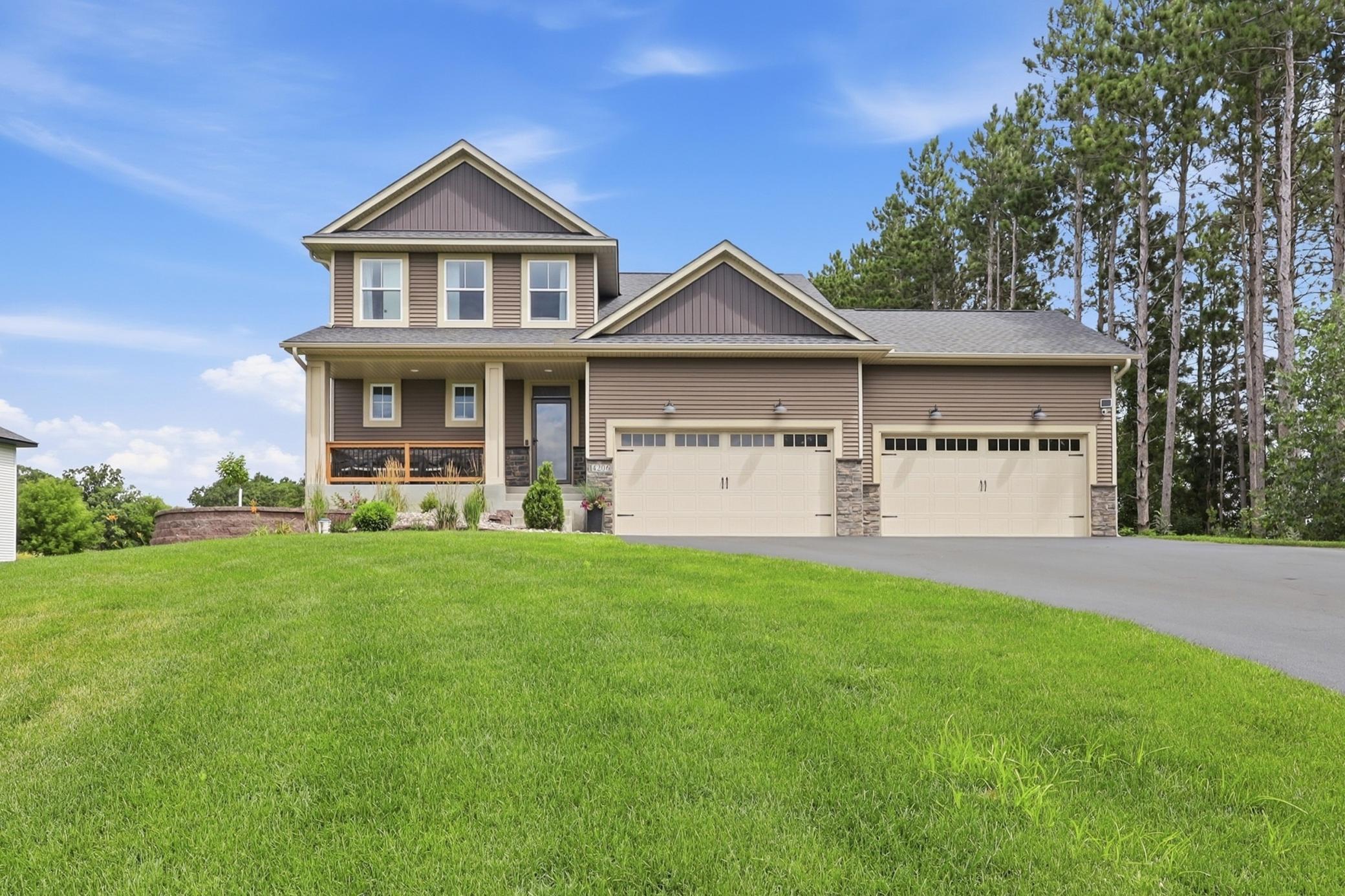 Welcome to 14206 244th Ave NW in Whispering Ridge!