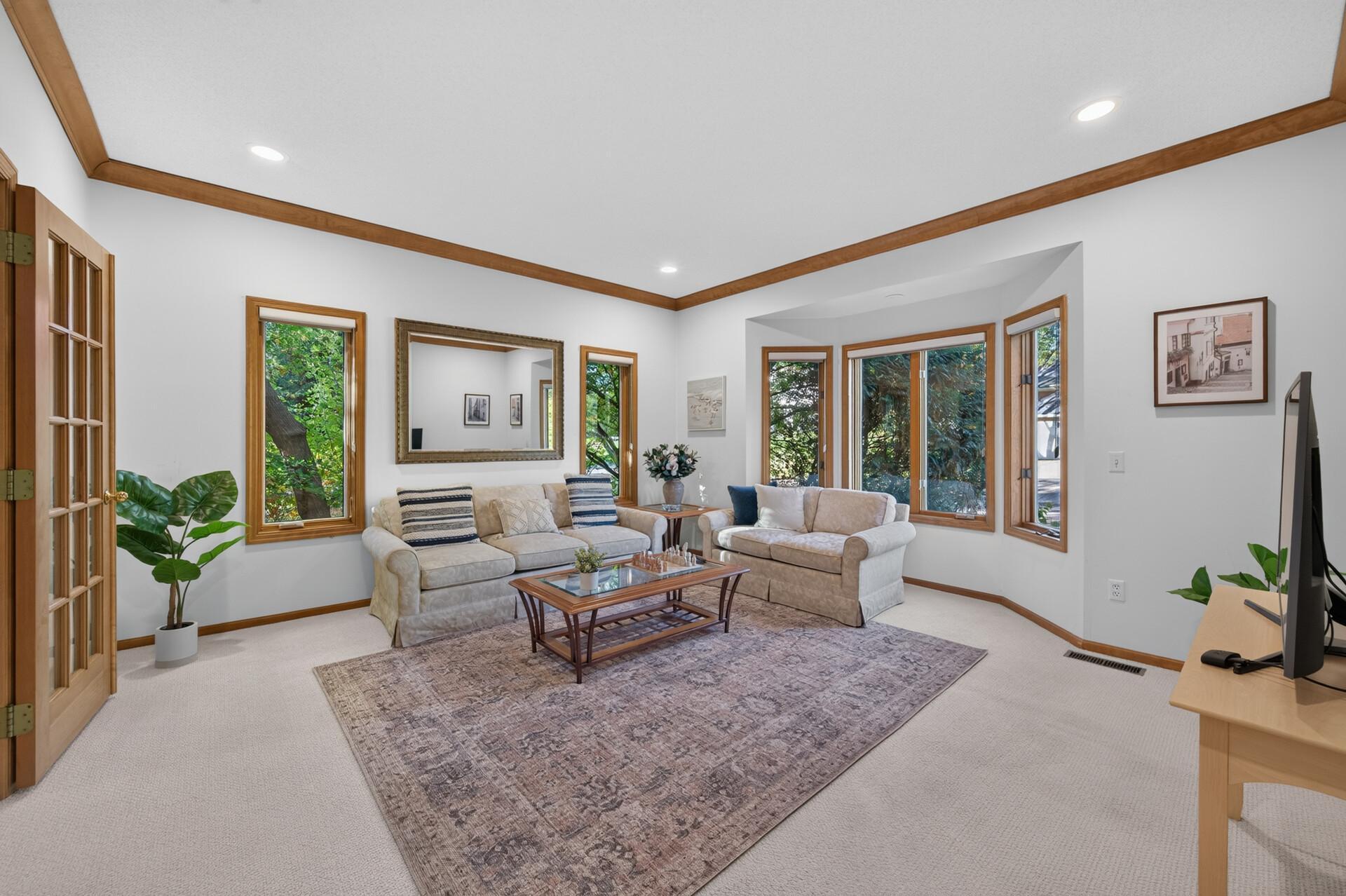 Beautiful windows allow for a bright and inviting space with views of nature.