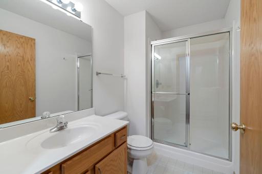 Second bath with shower