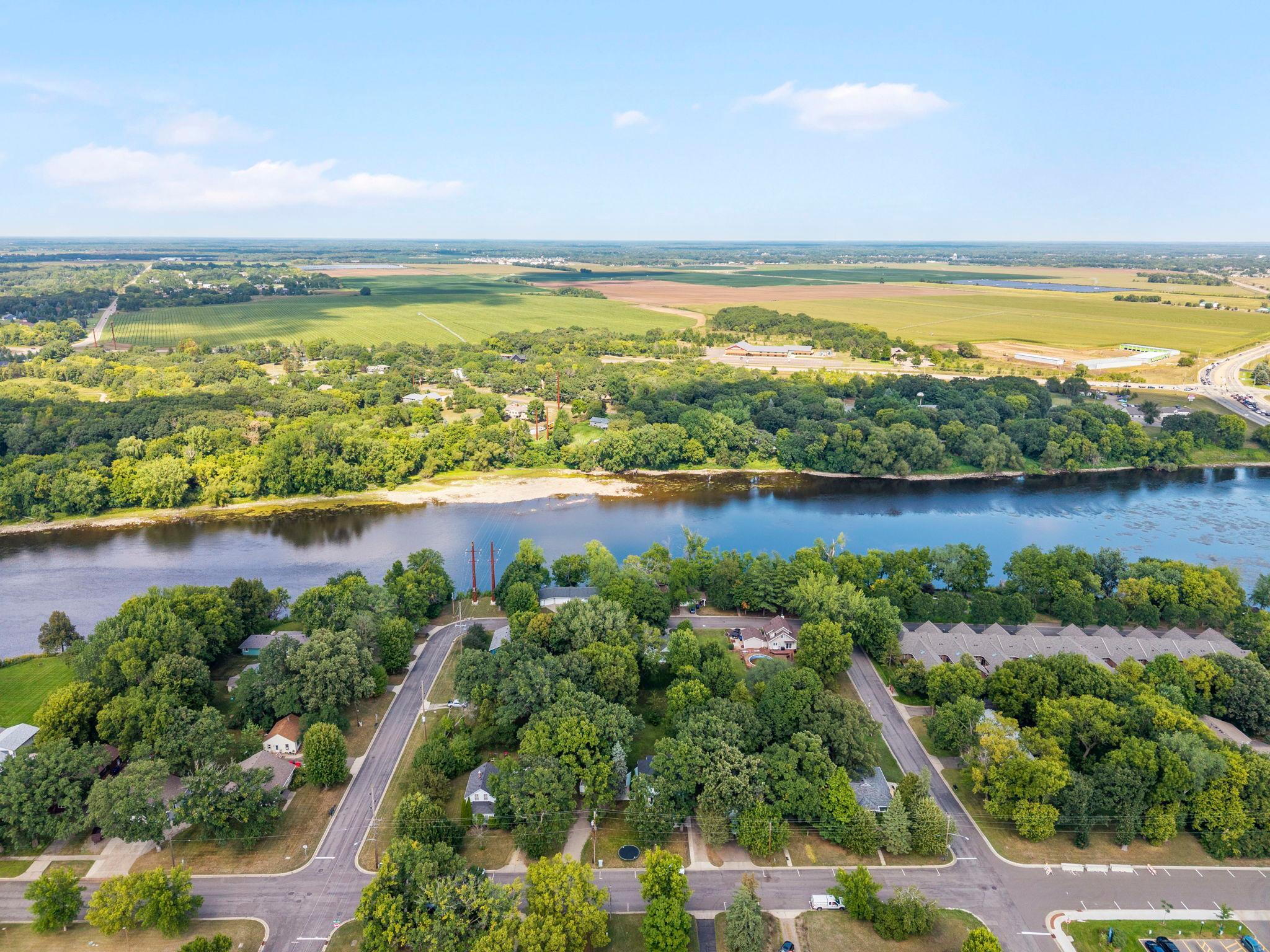 Close to Mississippi River