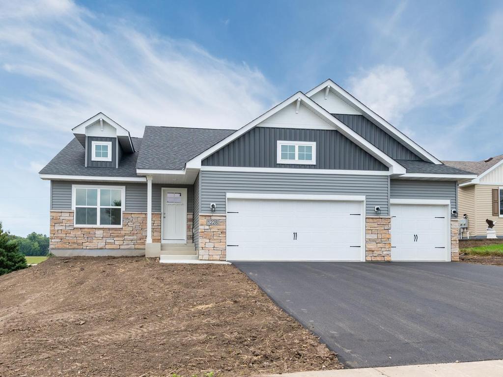 1228 Olivia St, New Prague