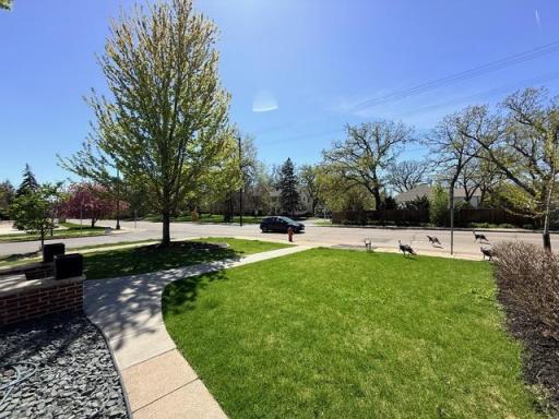 4753 France Avenue S, Minneapolis, MN 55410
