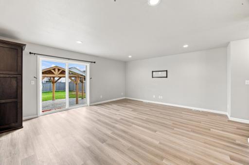 6029 Kodiak Lane, Horace, ND 58047