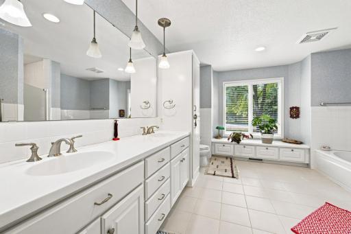 3206 Rivershore Drive S, Moorhead, MN 56560
