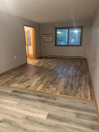 221 Grand Avenue W, 306, South Saint Paul, MN 55075
