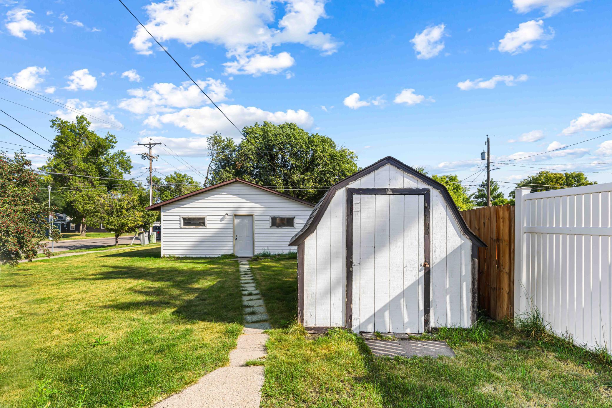 319 1st St WF-5.jpg