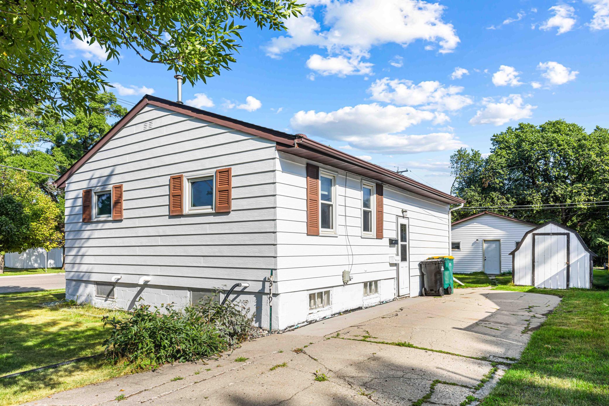 319 1st St WF-4.jpg