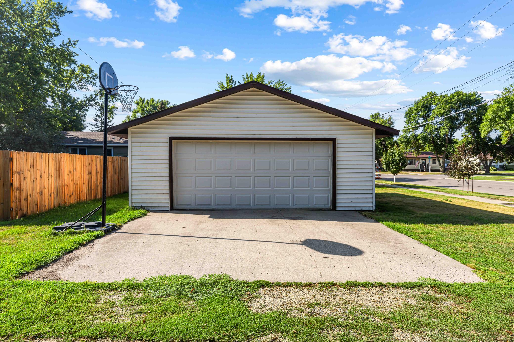 319 1st St WF-10.jpg