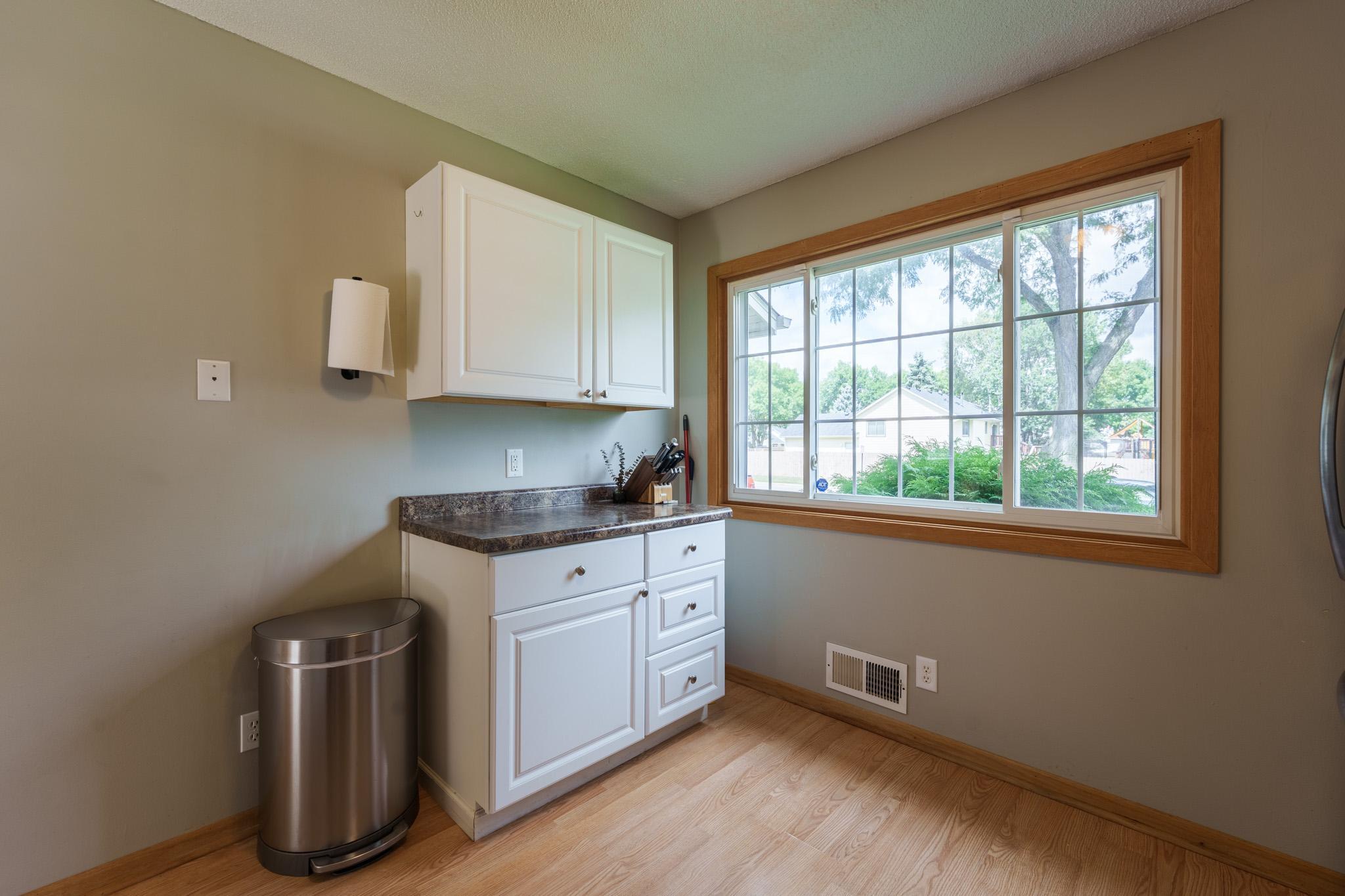 9067 75th St. S Cottage Grove-27.jpg