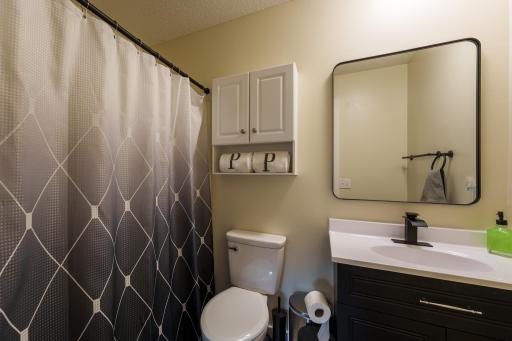 9067 75th St. S Cottage Grove-38.jpg