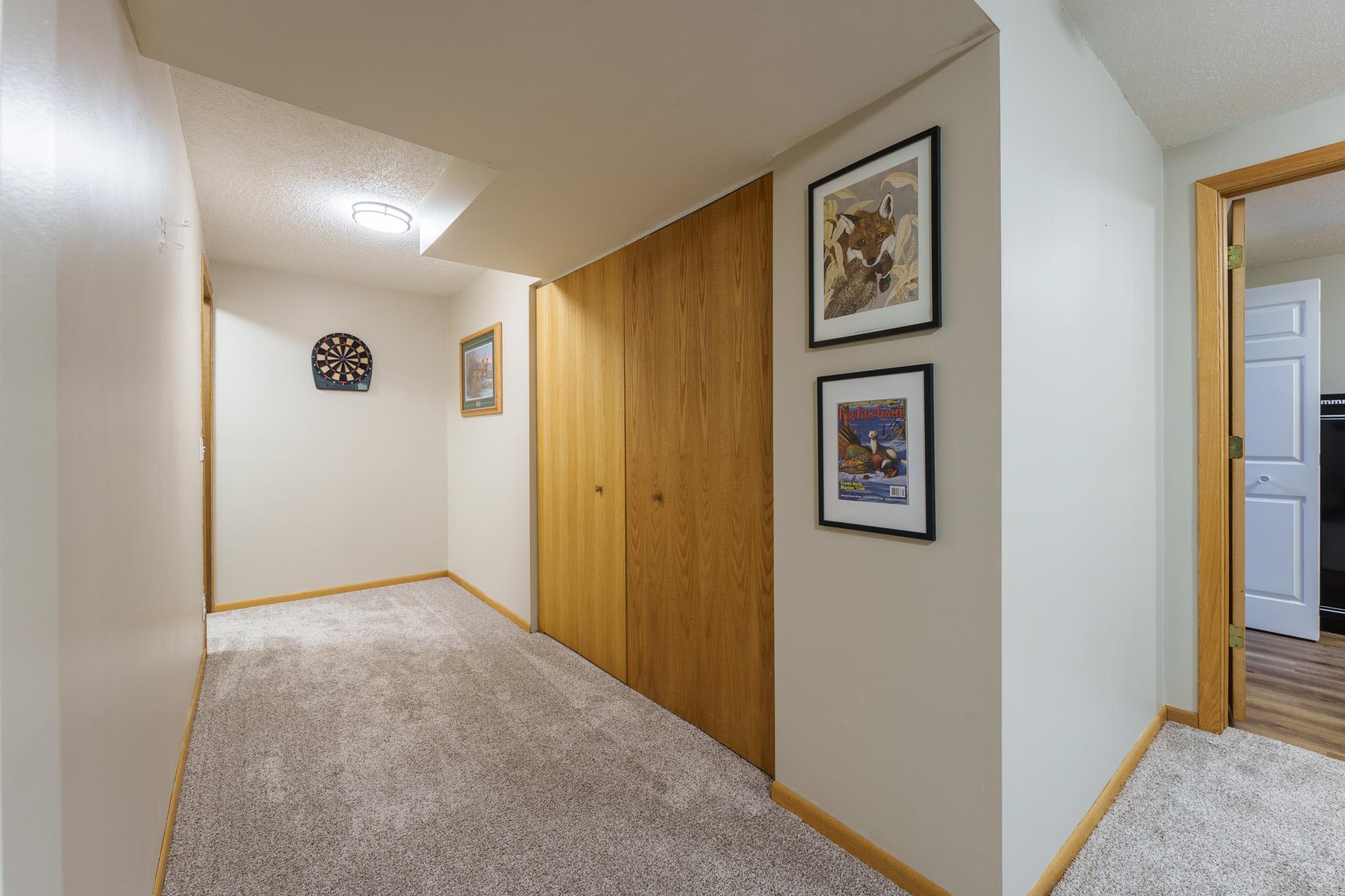 9067 75th St. S Cottage Grove-39.jpg