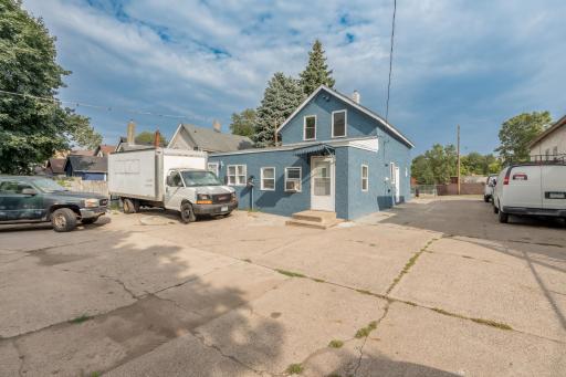 612 Bush Avenue, Saint Paul, MN 55130