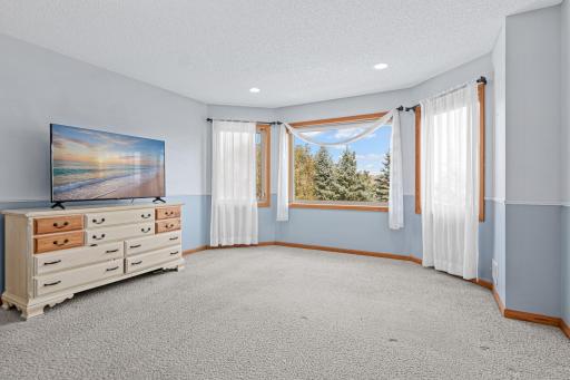 20710 Helena Lane, Lakeville, MN 55044