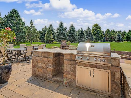 2683 Headland Court SW, Rochester, MN 55902