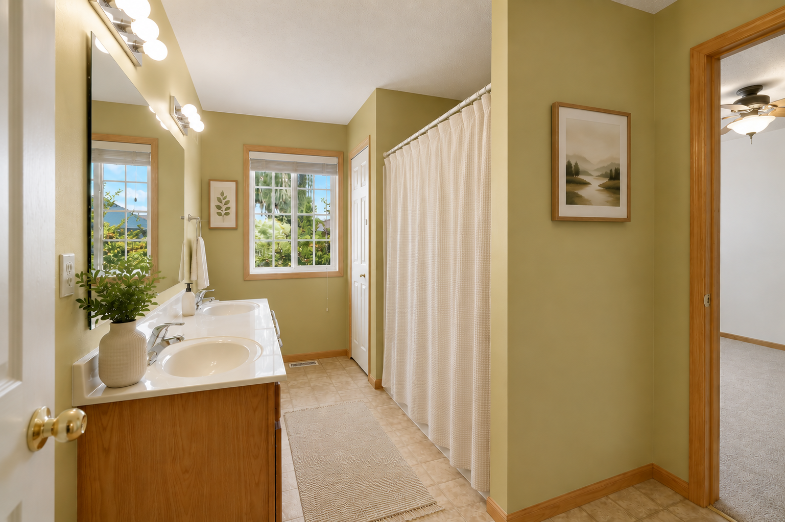 Full Bathroom Virtually Staged