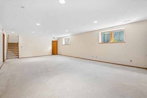 1236 Woodley Street E, Northfield, MN 55057