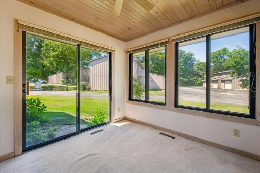 1236 Woodley Street E, Northfield, MN 55057