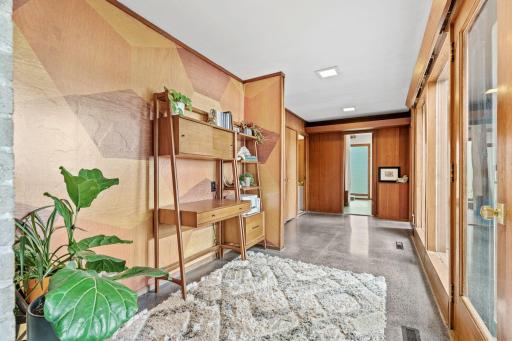 12 W Shore Road, Saint Paul, MN 55127