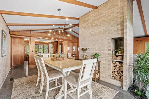 12 W Shore Road, Saint Paul, MN 55127