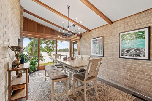 12 W Shore Road, Saint Paul, MN 55127