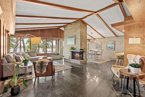 12 W Shore Road, Saint Paul, MN 55127