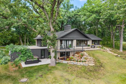 12 W Shore Road, Saint Paul, MN 55127