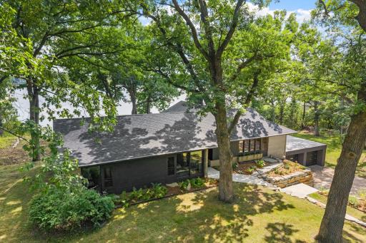 12 W Shore Road, Saint Paul, MN 55127