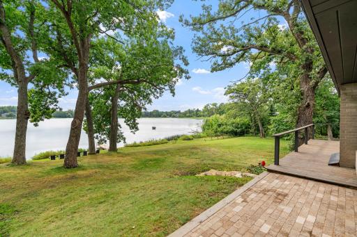 12 W Shore Road, Saint Paul, MN 55127