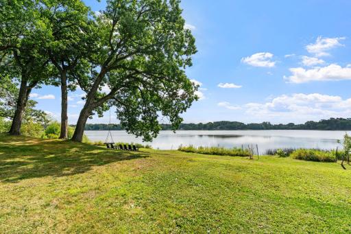 12 W Shore Road, Saint Paul, MN 55127