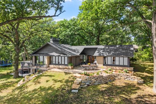 12 W Shore Road, Saint Paul, MN 55127