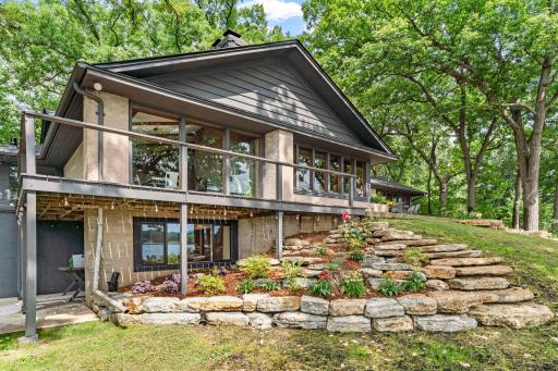 12 W Shore Road, Saint Paul, MN 55127