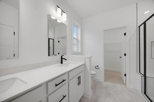 (Photo of an inventory home, actual homes finishes will vary)