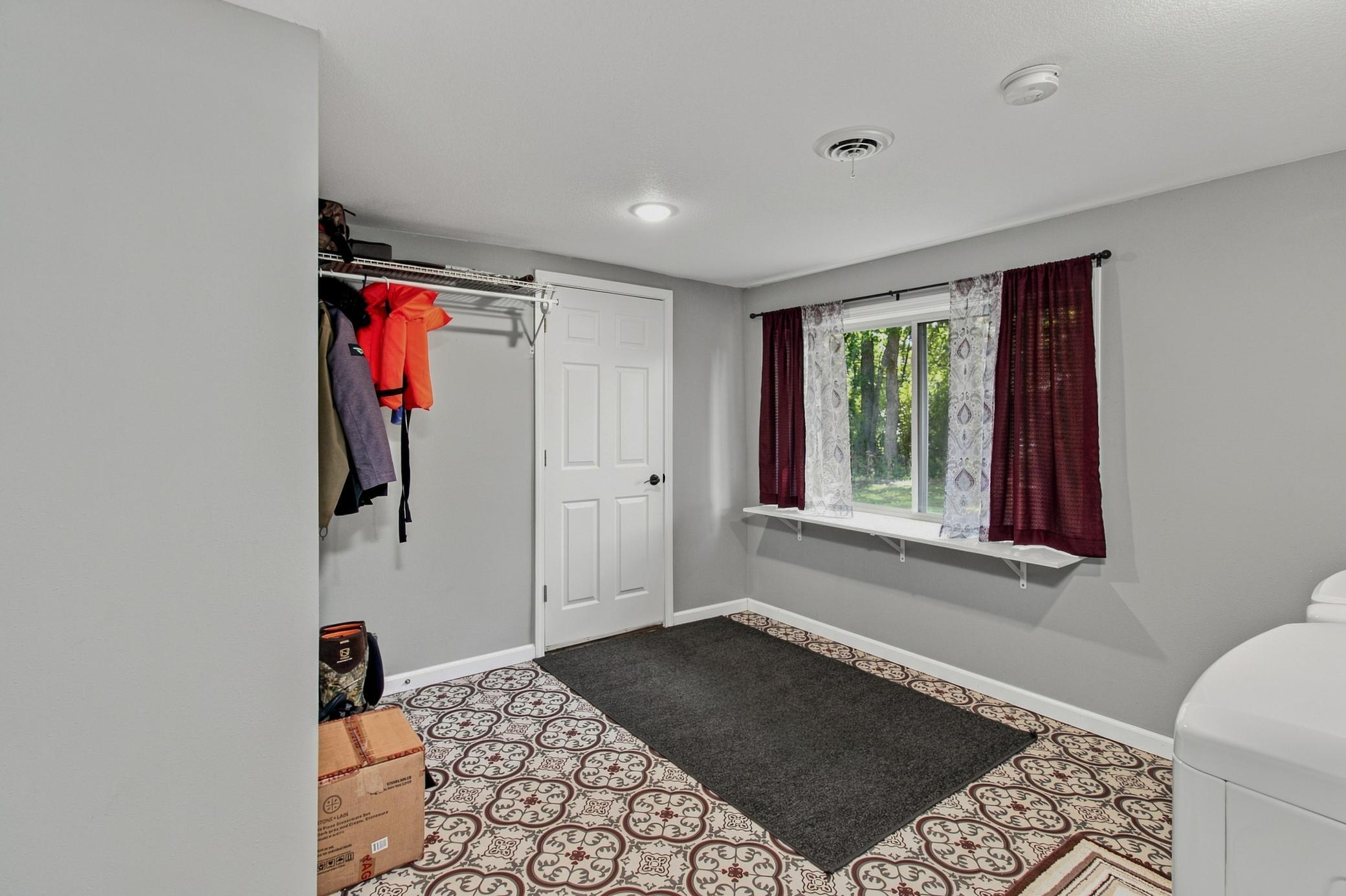6654 Wels Ave Brainerd - 12.jpg