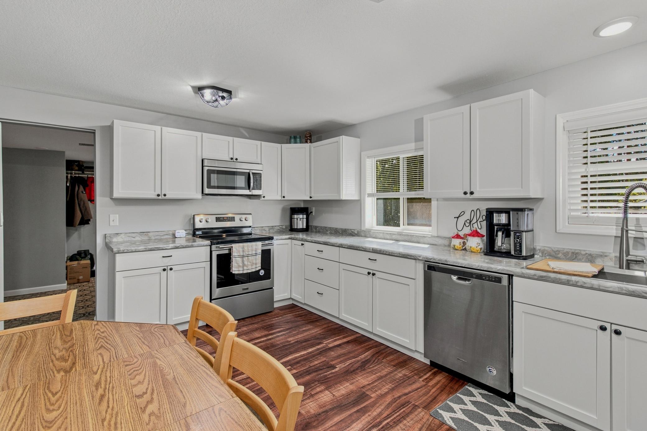 6654 Wels Ave Brainerd - 7.jpg