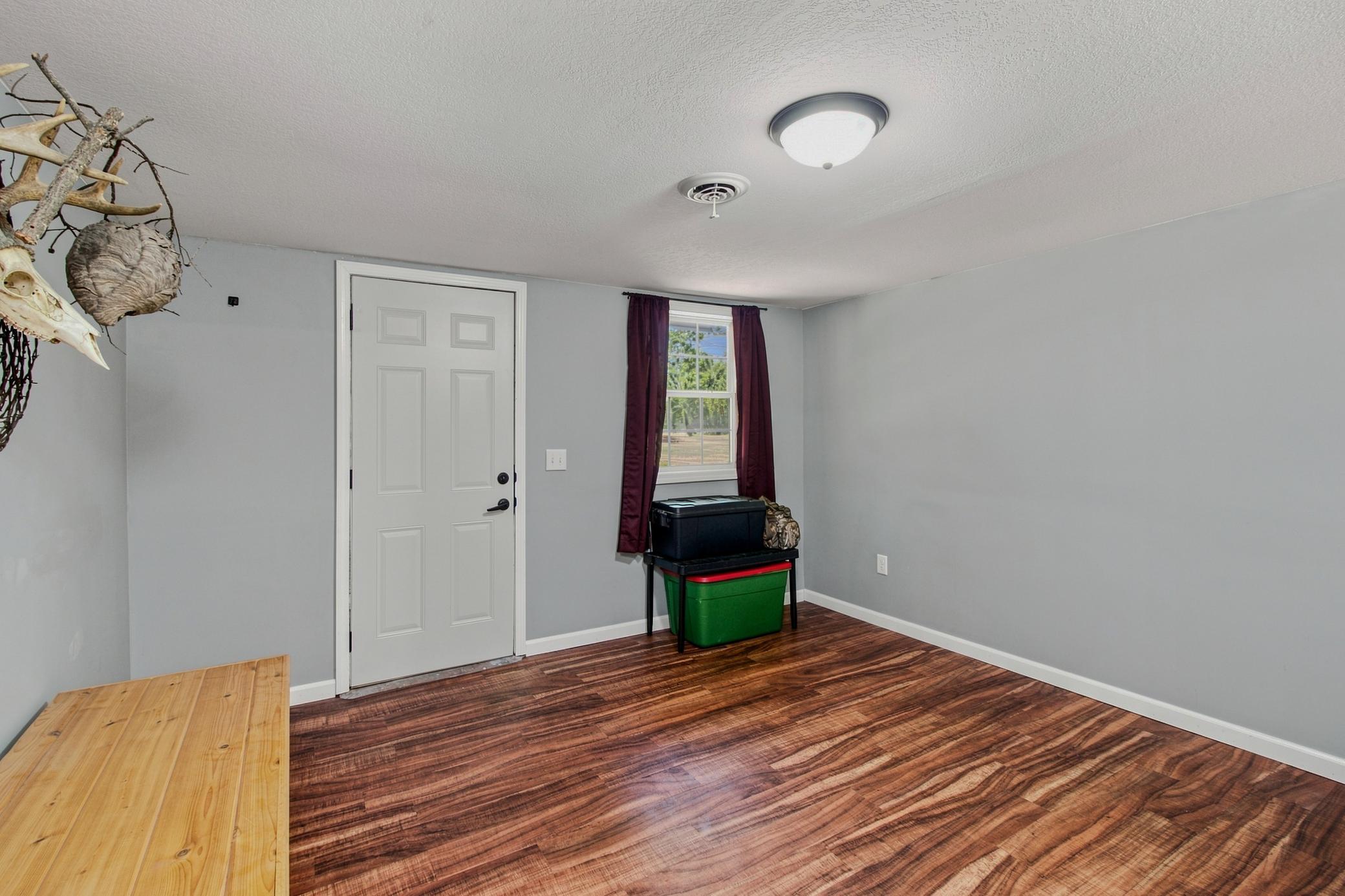6654 Wels Ave Brainerd - 13.jpg