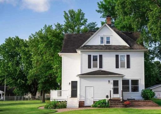 110 Summit Street SW, Sleepy Eye, MN 56085